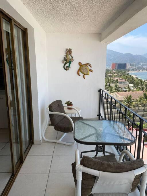 Beachfront View Condo Beside La Isla Mall Puerto Vallarta Extérieur photo